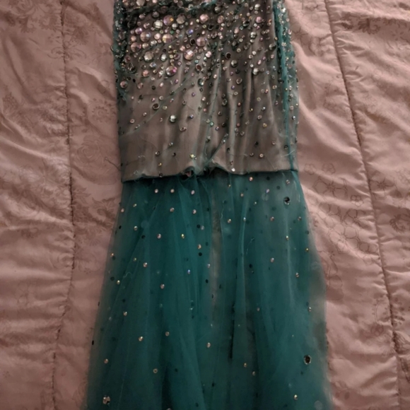 Jovani Mermaid Dress - Picture 6 of 12